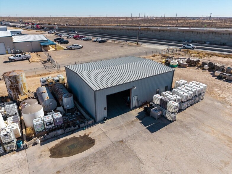 More Photos Of 8316 W I-20, Midland Warehouse For Sale