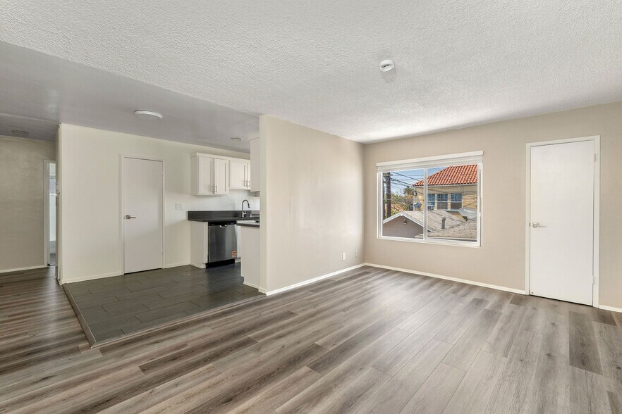 More Photos Of 939 Pacific Ave, Long Beach Apartments For Sale