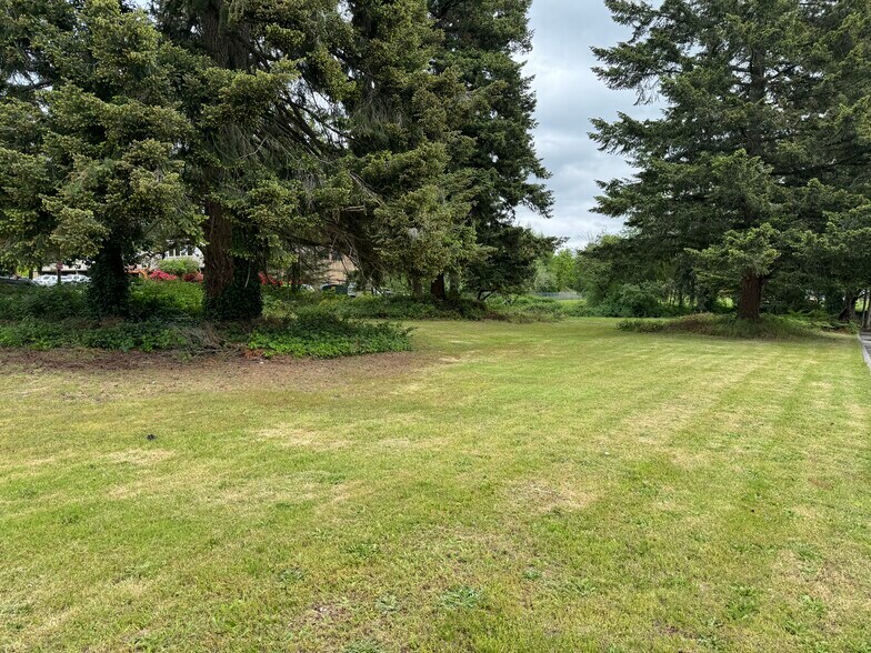 More Photos Of 4107 Bridgeport Way W, University Place Land For Sale