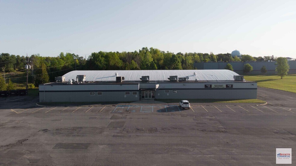 More Photos Of 28 N Bowl Ln, Plattsburgh Sports And Entertainment For Sale