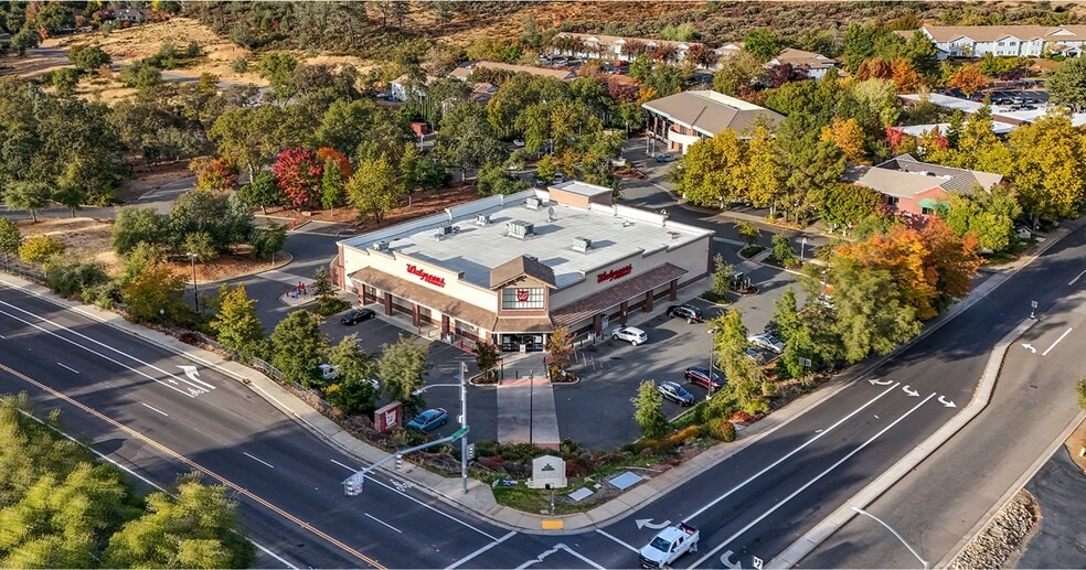 More Photos Of 4014 Plaza Goldorado Cir, Cameron Park Drugstore For Sale