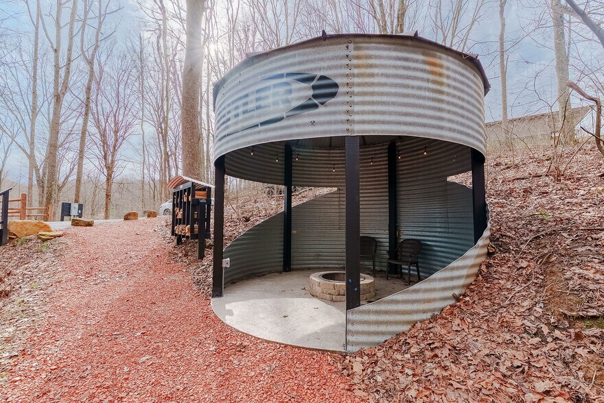 More Photos Of 15017 State Route 678, Rockbridge Specialty For Sale