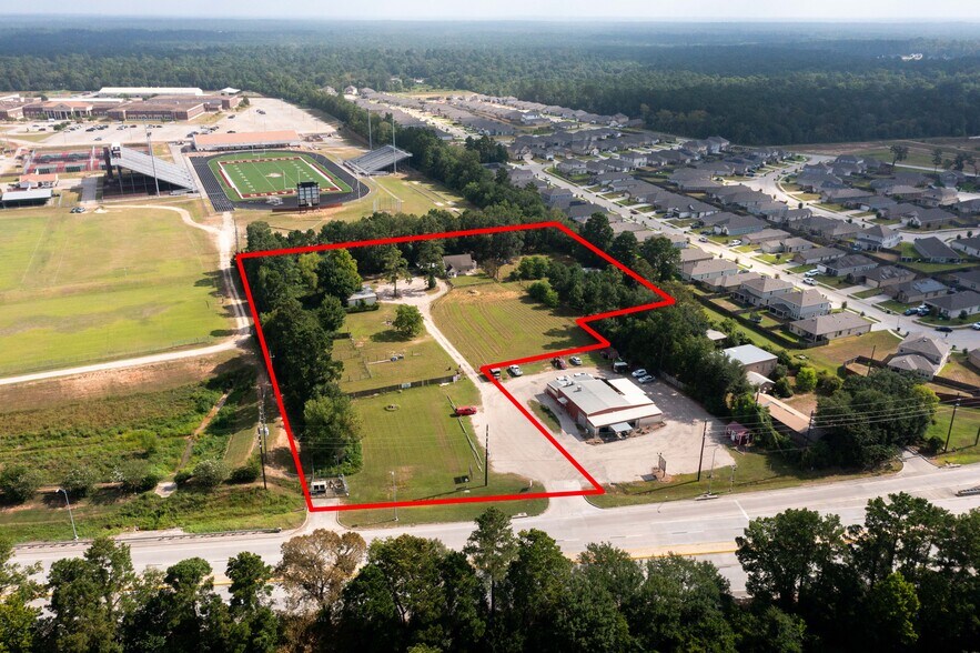 Primary Photo Of 41902 FM 1774 Rd, Magnolia Freestanding For Sale