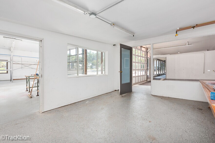 More Photos Of 10709 N Main St, Richmond General Retail For Sale