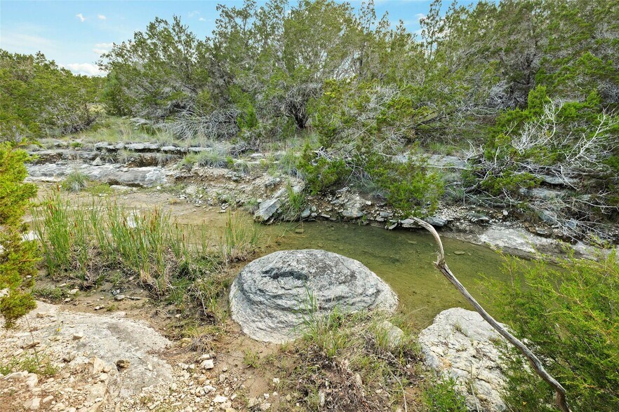 More Photos Of 900 Lost Valley Rd, Dripping Springs Land For Sale