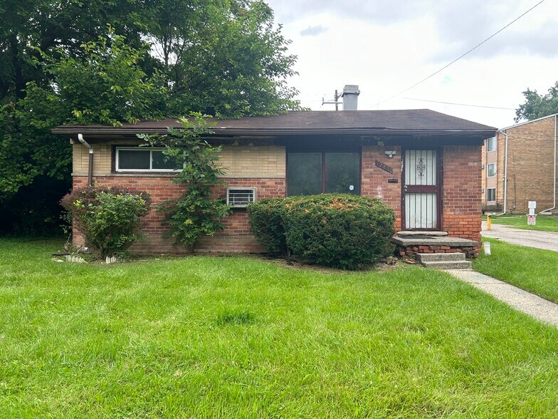 More Photos Of 12850 Dolphin St, Detroit Apartments For Sale