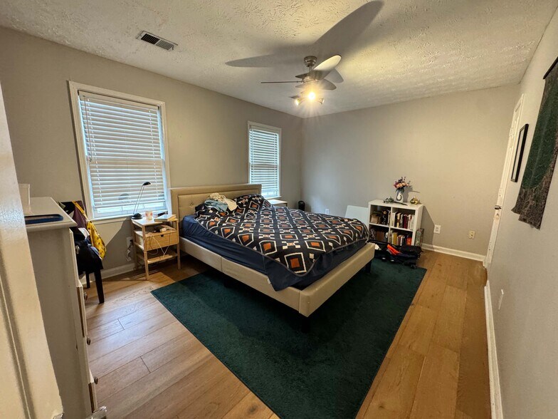 More Photos Of 627 Delmar Ave SE, Atlanta Multifamily For Sale