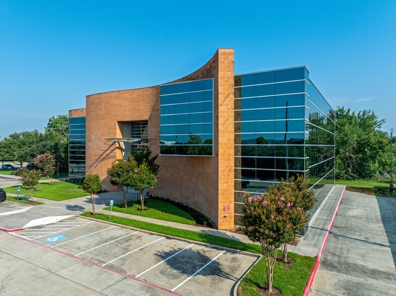 More Photos Of 7840 N Sam Houston Pky W, Houston Office For Lease