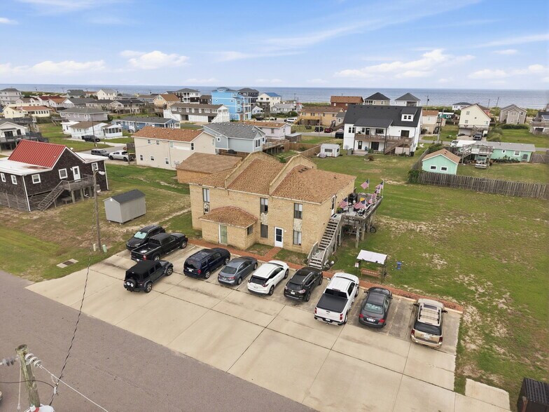 Primary Photo Of 3207 Briggs St, Kill Devil Hills Apartments For Sale