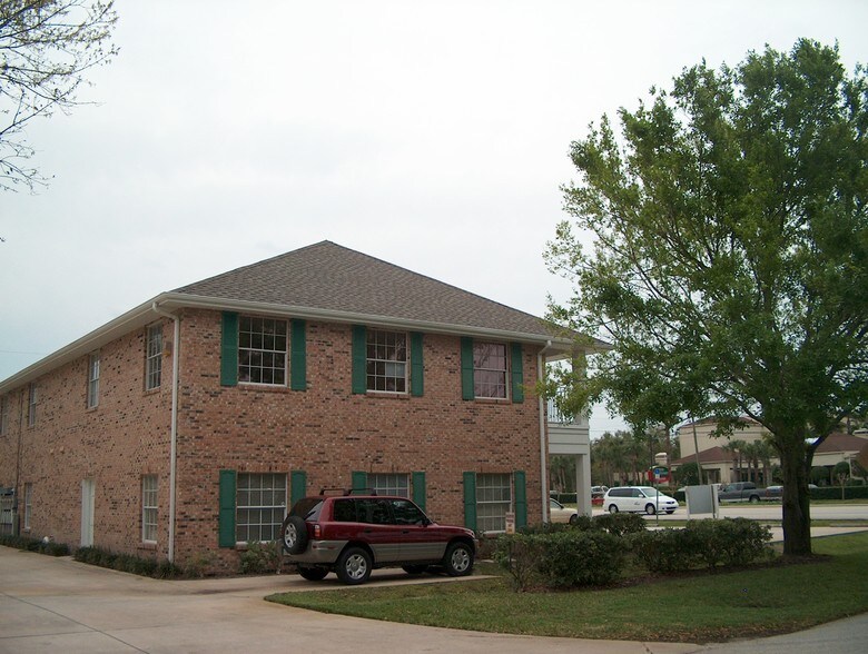 More Photos Of 2100 W New Haven Ave, Melbourne Office For Sale