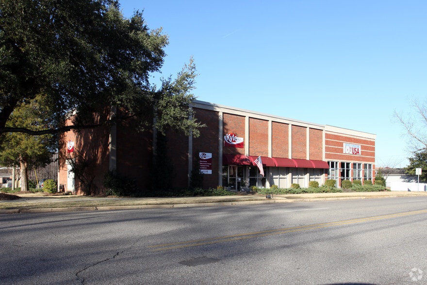 More Photos Of , Tuscaloosa Unknown For Sale