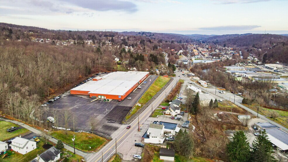 More Photos Of 120 Sunrise Ave, Honesdale Medical For Lease