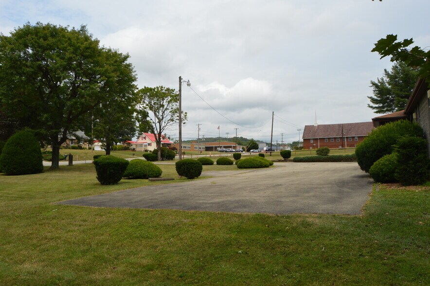 More Photos Of 603 1st Street Ext, Apollo Medical For Sale