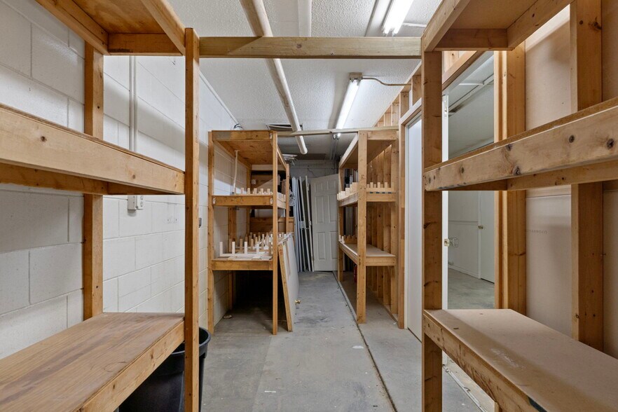 More Photos Of 377 Highway 40 W, Inglis Flex For Sale