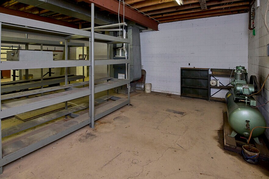 More Photos Of 6328 Elk River Rd, Clendenin Auto Repair For Sale