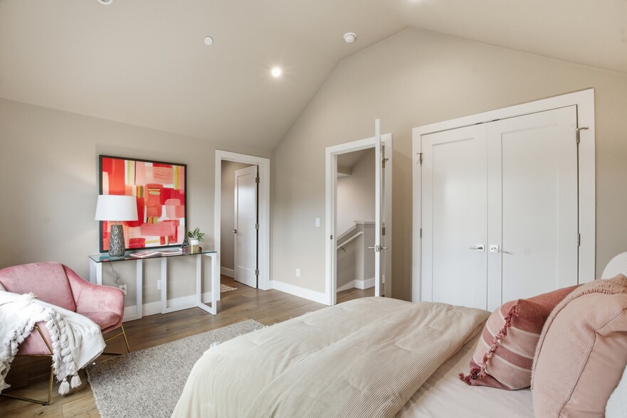 More Photos Of 47-49 Ursuline Rd, Santa Rosa Apartments For Sale