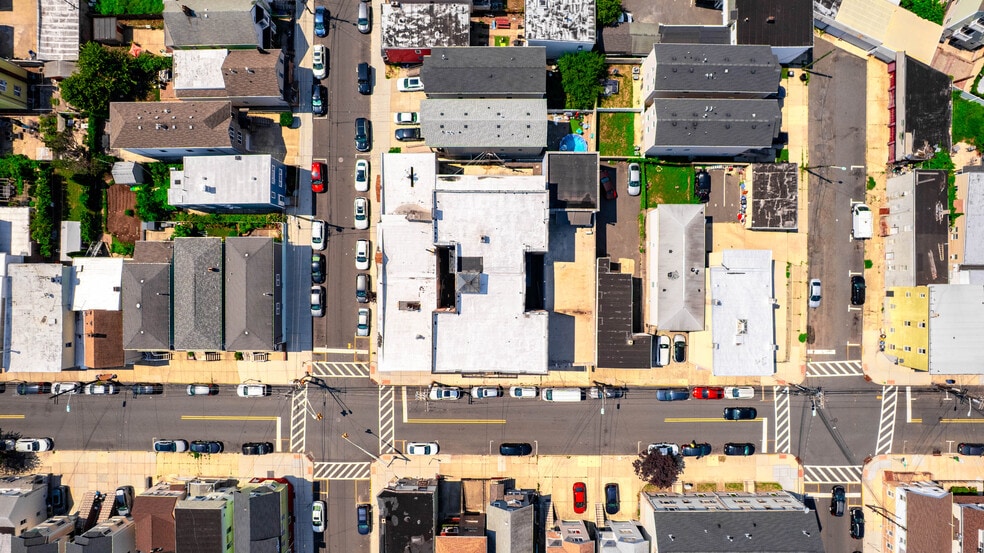 More Photos Of 302-304 N 3rd St, Harrison Apartments For Sale