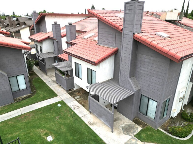 More Photos Of 2408 Gosford Rd, Bakersfield Apartments For Sale