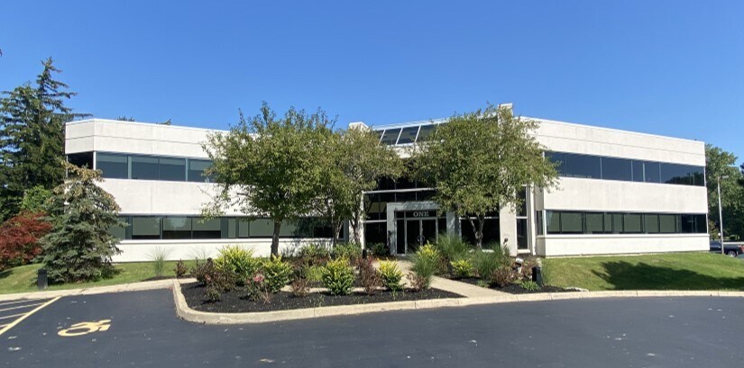 Primary Photo Of 1 John James Audubon Pky, Amherst Medical For Sale