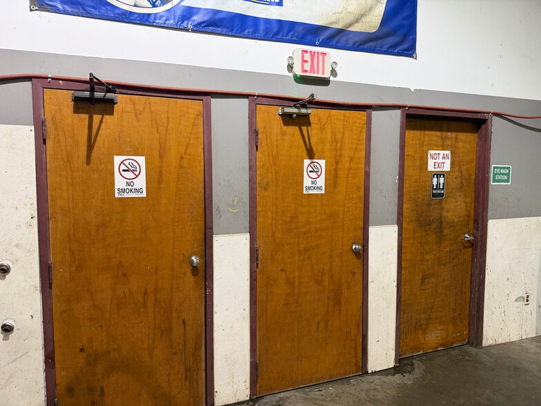 More Photos Of 9252 Canal Rd, Gulfport Industrial For Lease