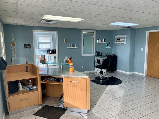 More Photos Of 305 US Highway 31 S, Traverse City Storefront Retail Office For Lease