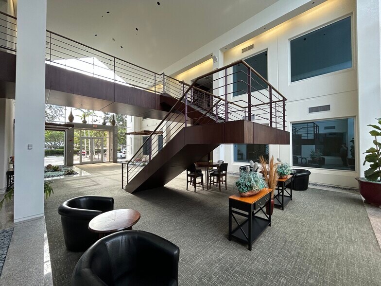 More Photos Of 6400 N Congress Ave, Boca Raton Unknown For Lease