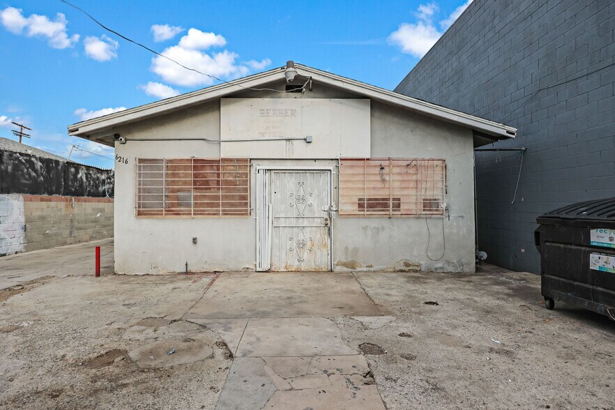 Primary Photo Of 6216 Crenshaw Blvd, Los Angeles Office For Sale