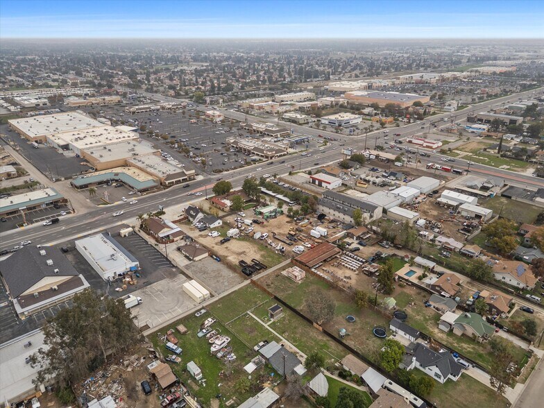 More Photos Of 9831 Rosedale Hwy, Bakersfield Office For Sale