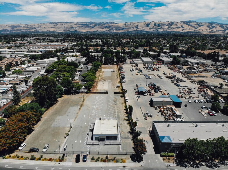 More Photos Of 2828 Monterey Hwy, San Jose Auto Dealership For Lease