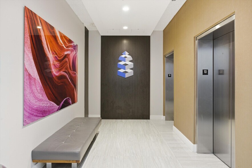 More Photos Of 20200 W dixie Hwy, Aventura Medical For Sale