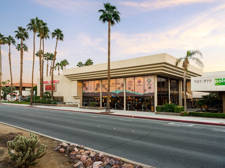 More Photos Of 707 E Tahquitz Canyon Way, Palm Springs Medical For Lease