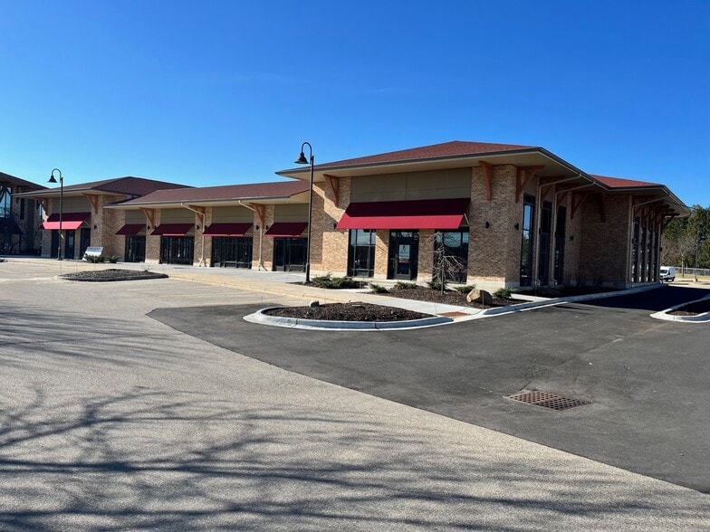 More Photos Of 5955 McKee Rd, Fitchburg Storefront Retail Office For Lease