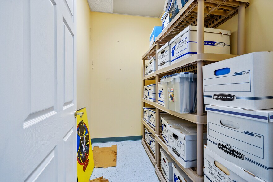 More Photos Of 4437 Brookfield Corporate Dr, Chantilly Office For Sale