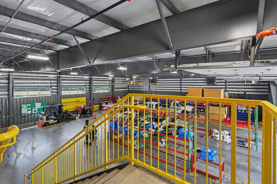 More Photos Of 241 Collins Industrial Blvd, Athens Light Distribution For Sale