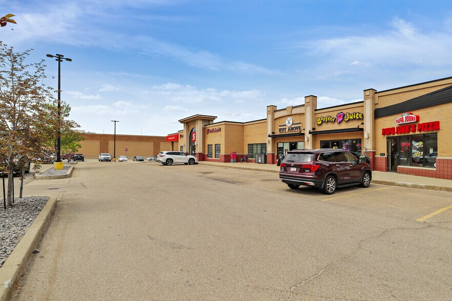 More Photos Of 993 Fir St, Sherwood Park General Retail For Lease