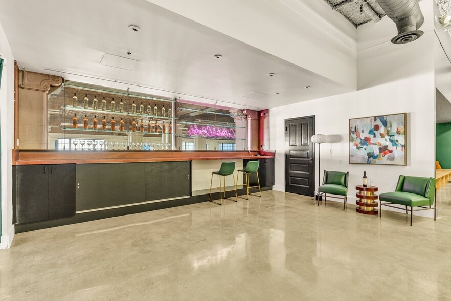 More Photos Of 1000 Van Ness Ave, San Francisco Apartments For Lease