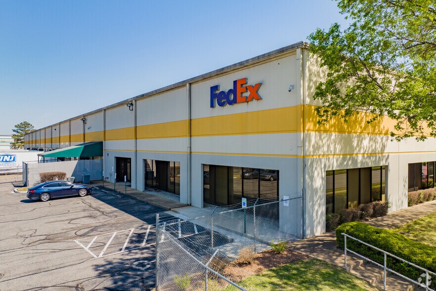 Primary Photo Of 3630 Raines Rd E, Memphis Distribution For Lease