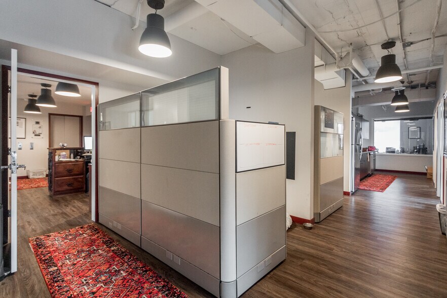 More Photos Of 1300 Broadway St, Detroit Office For Lease