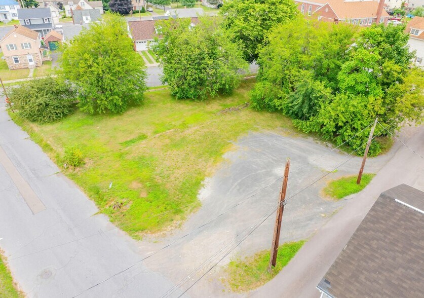 Primary Photo Of 108110 Blair St, Berwick Land For Sale