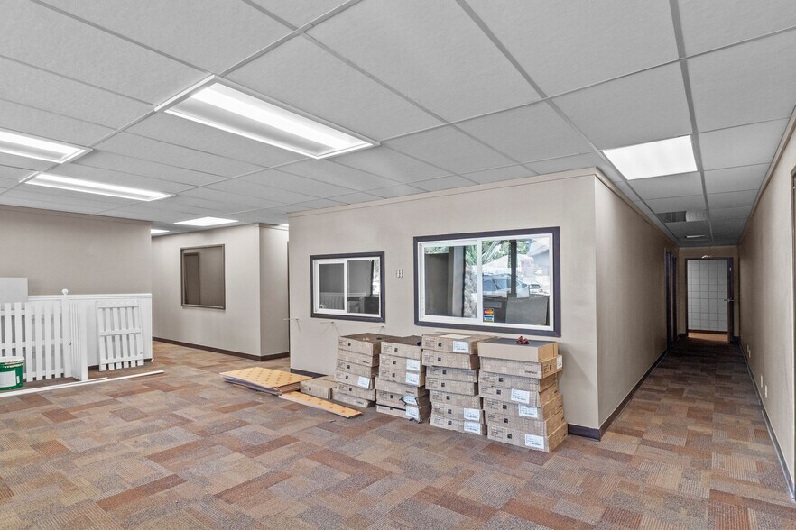 More Photos Of 1255 Pearl St, Eugene Medical For Sale