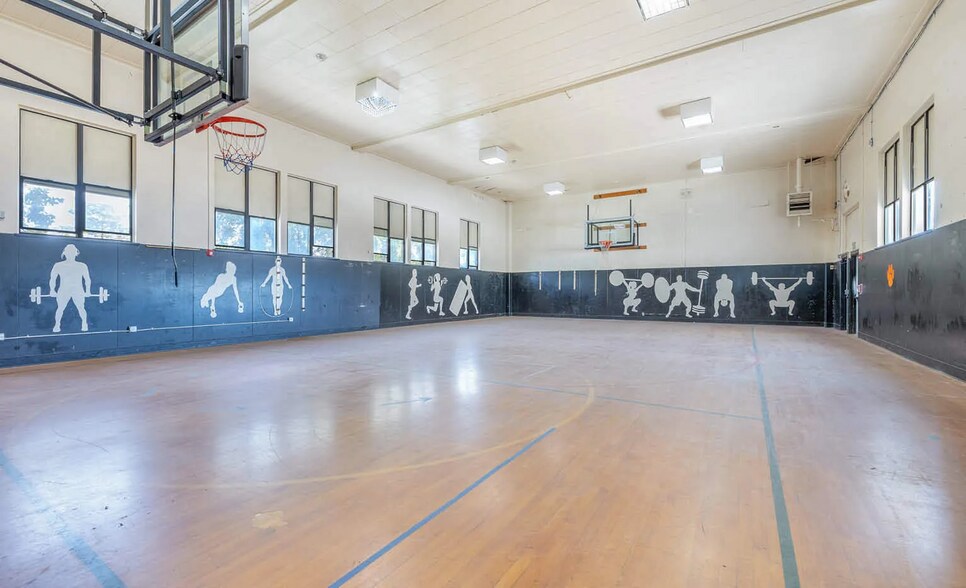 More Photos Of 503, 511, & 516 N 11th Avenue & E. Elgin Street, Caldwell Schools For Sale