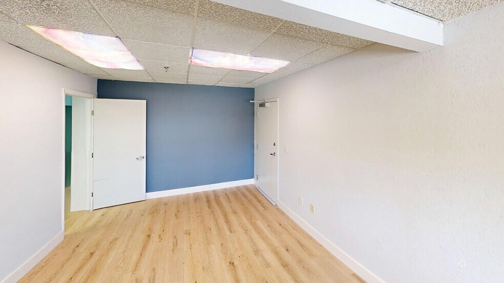 More Photos Of 8140 College Pky, Fort Myers Medical For Lease