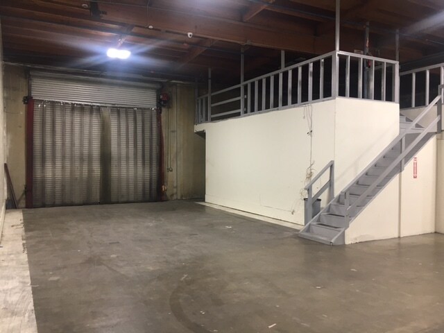 More Photos Of 380 Swift Ave, South San Francisco Warehouse For Lease