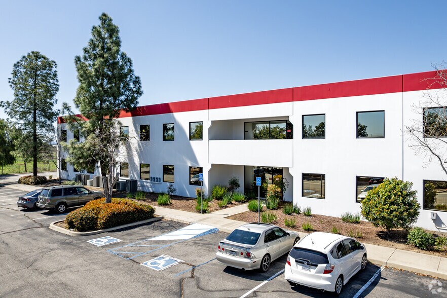 More Photos Of 30590 Cochise Cir, Murrieta Manufacturing For Lease