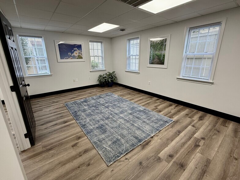 More Photos Of 129 W Patrick St, Frederick Office Residential For Lease