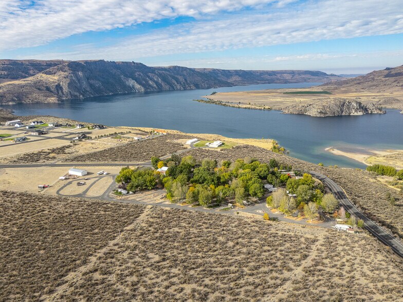 More Photos Of 44892 State Route 21 N, Wilbur Trailer Camper Park For Sale