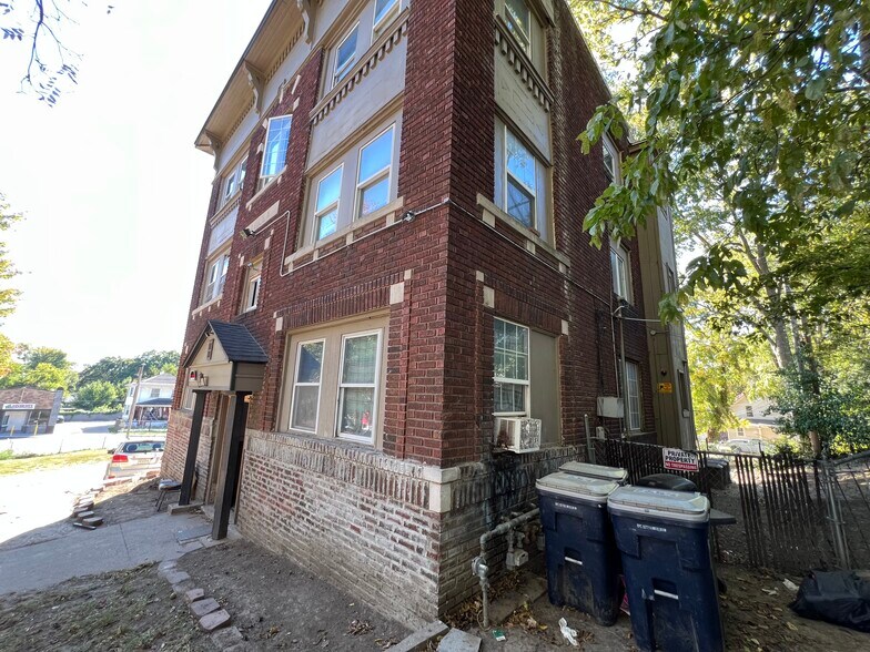 Primary Photo Of 108 N Mersington Ave, Kansas City Apartments For Sale