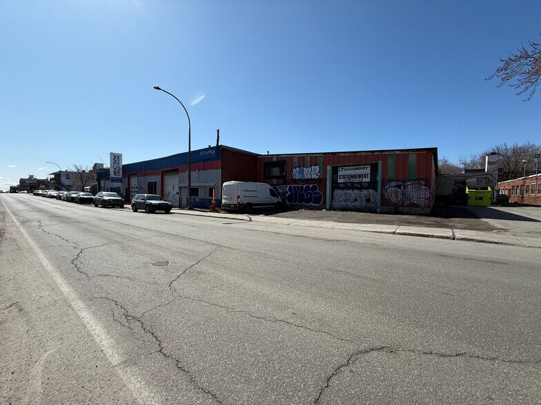 More Photos Of 4278 St Frontenac, Frontenac Auto Repair For Sale