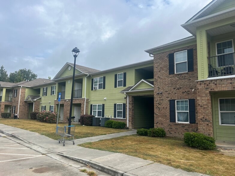 More Photos Of 500 Mendel Ave, Thomson Apartments For Sale