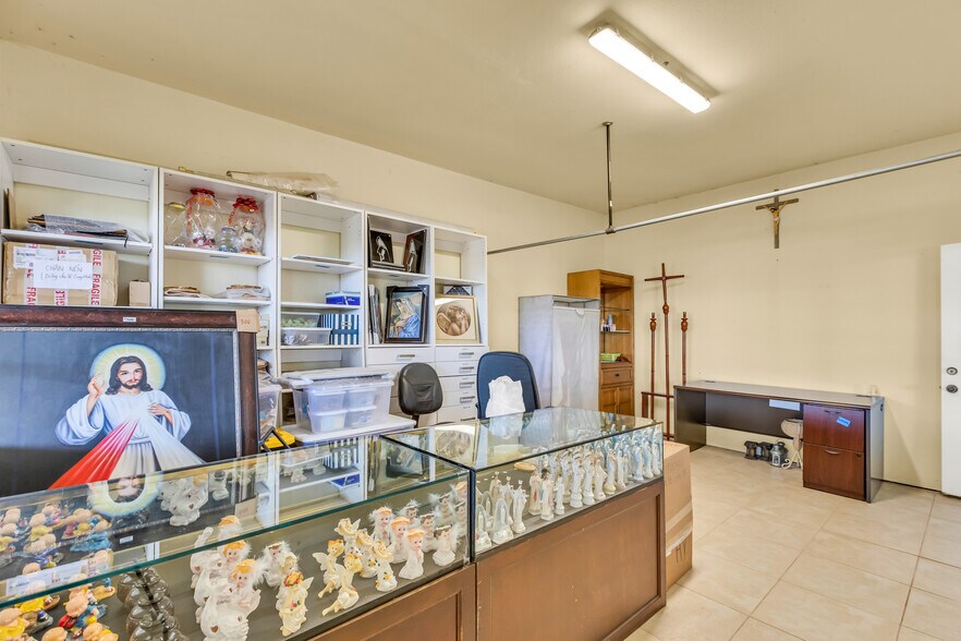 More Photos Of 9503 Barber Rd, Galt Land For Sale